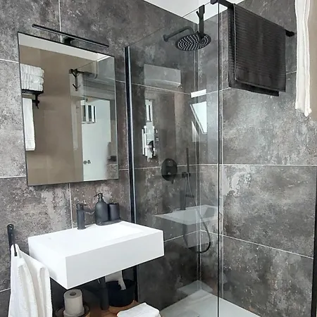 Solaria 3* باري